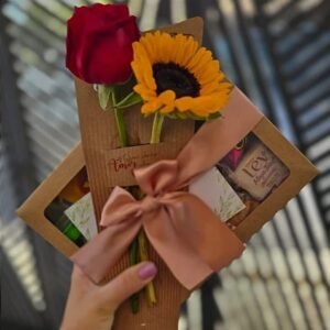 Kit Café da Manhã Individual Com Arranjo